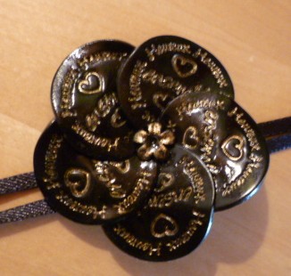collier fleur dorée